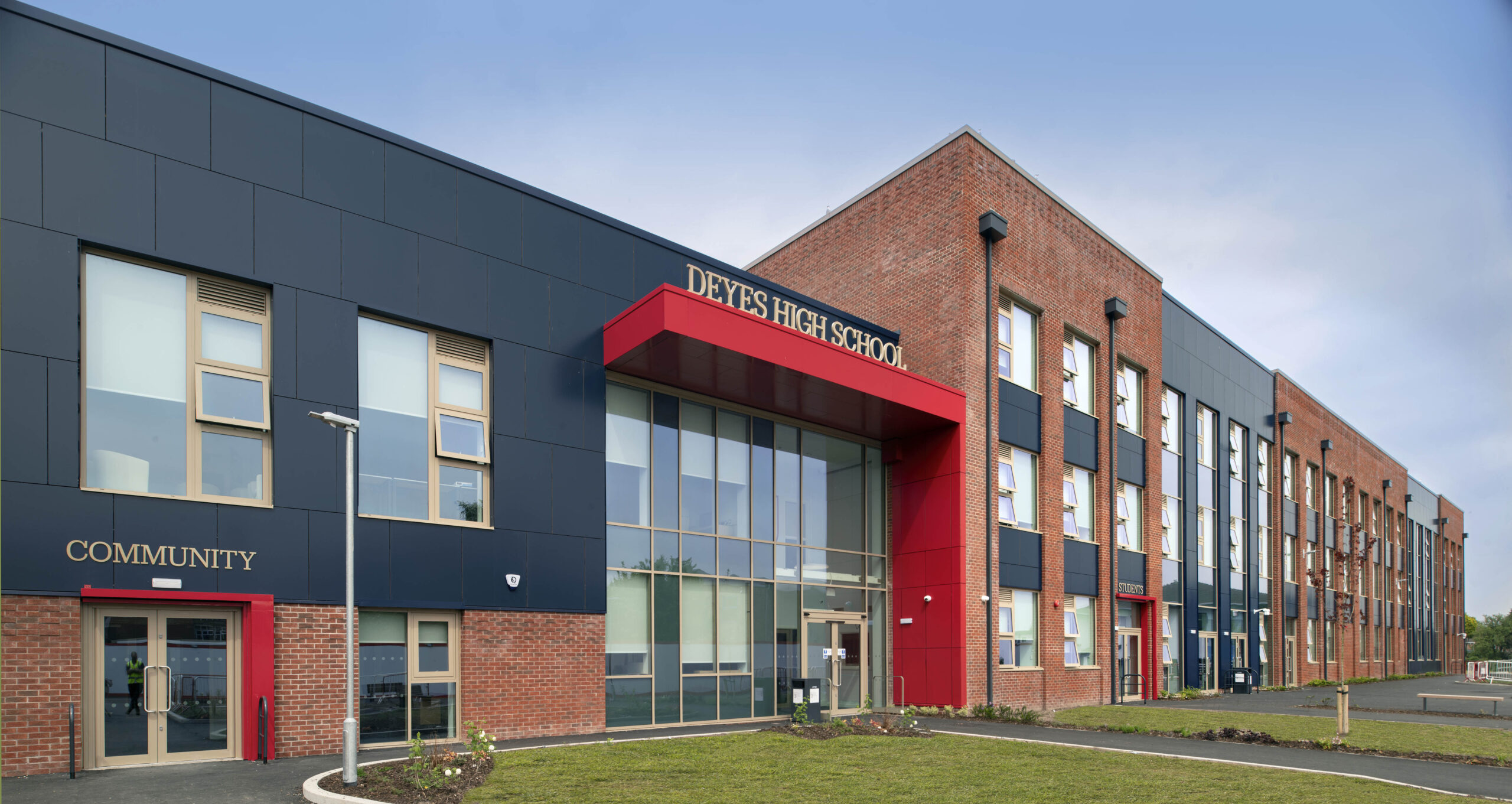 TACE – Deyes High School – Projects 01